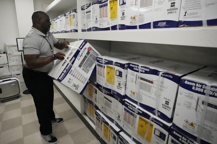 Marvin Cox, community outreach director with the Metropolitan Action Commission on June 25, in Nashville. As temperatures reached into the upper 90s, the Metro Action Commission was offering free window AC units to seniors, families with young children and people with medical conditions.