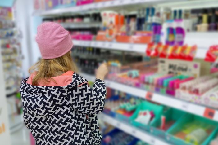 Tweens and young teens are now major consumers of skin care products, but some ingredients are not good for young skin.