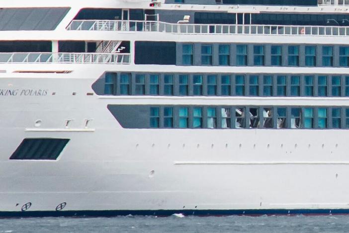 In 2022, a large, unexpected rogue wave struck the Viking Polaris, breaking windows. One passenger died and others were injured. 