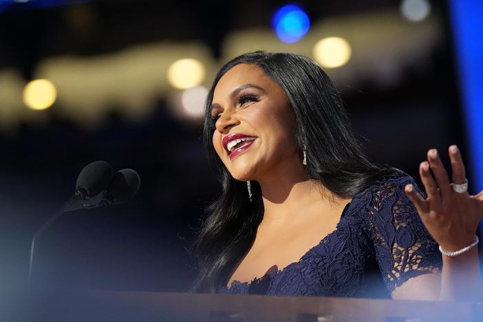  Actress Mindy Kaling speaks at Night 3 of the DNC in Chicago.