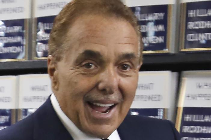 Leonard Riggio, then chairman of Barnes & Noble, arrives at a bookstore in New York on Sept. 12, 2017. Riggio died on Tuesday.