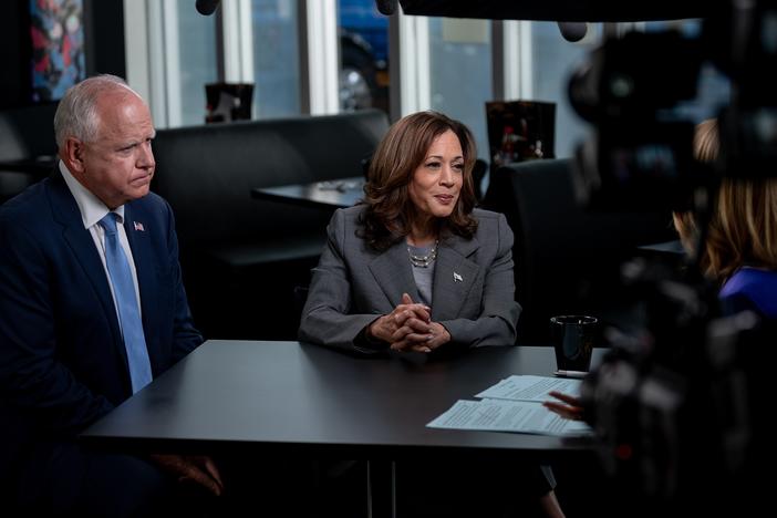 Minnesota Gov. Tim Walz and Vice President Kamala Harris are interviewed by CNN’s Dana Bash at Kim’s Cafe in Savannah, Georgia, on August 29, 2024. This is the first time Harris has sat with a journalist for an in-depth, on-the-record conversation since President Joe Biden ended his presidential bid in July. (Will Lanzoni/CNN)