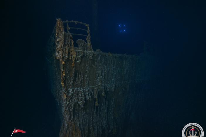  New images of the Titanic show part of the railing of the prow has fallen off.