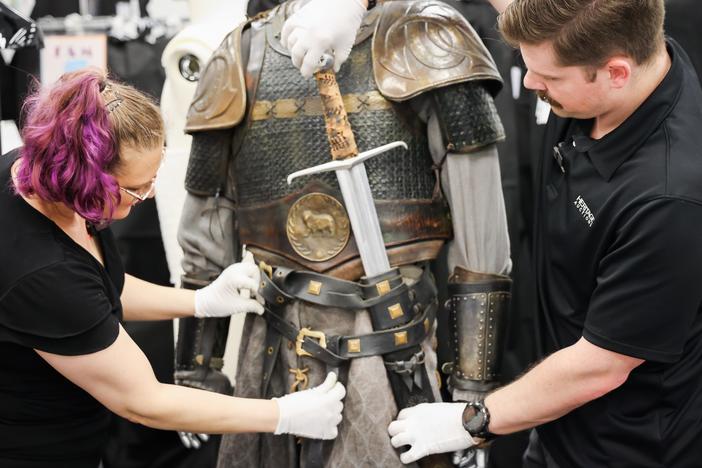  Jorah Mormont armor ensemble with longsword from <em>Game of Thrones</em> dressed by Paul Bisnette and Toni Weidman.