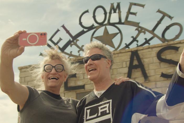 Harper Steele and Will Ferrell roadtrip from New York to California in <em>Will & Harper.</em>