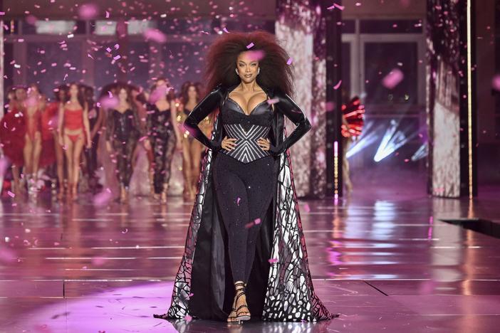 Tyra Banks walks the runway during the Victoria's Secret Fashion Show on Tuesday in Brooklyn, N.Y. — her first time doing so since 2005.