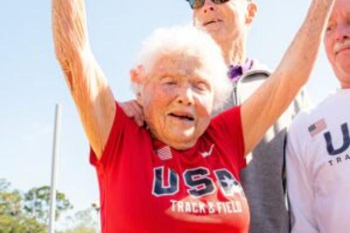 Julia Hawkins finishes race in 2021.