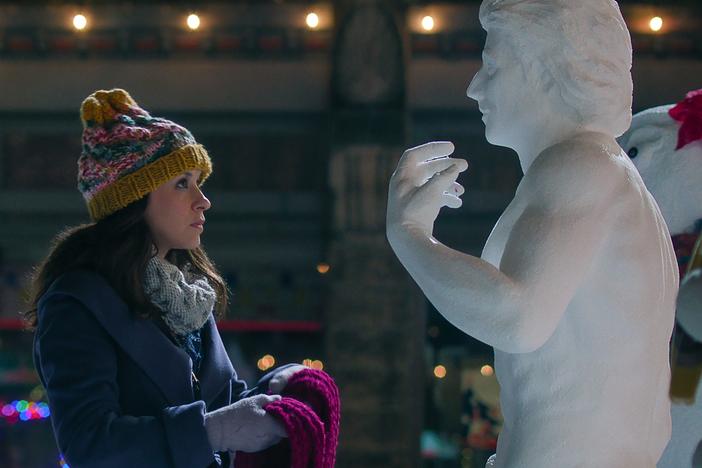 Lacey Chabert stars as Kathy Barrett in <em>Hot Frosty</em> on Netflix.