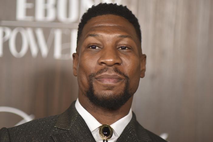 Jonathan Majors arrives at the Ebony Power 100 gala on Sunday, Nov. 17.