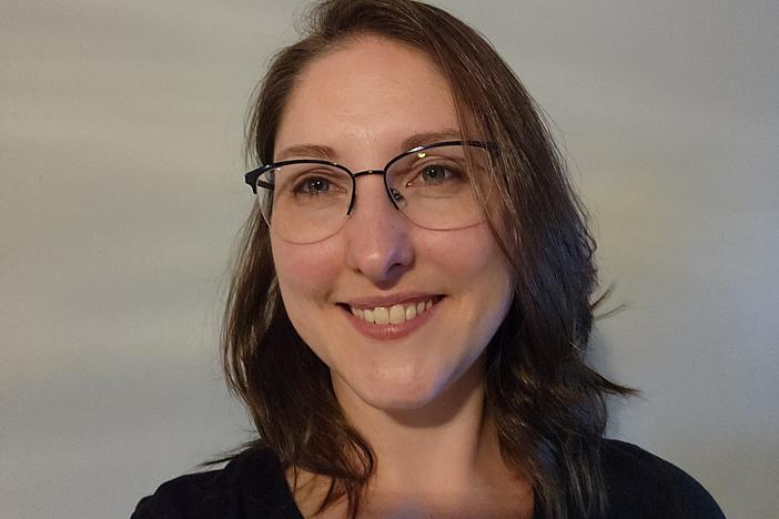 At 23, Megan Atherton's life was falling apart — until a kind stranger stepped in to help. More than a decade later, Atherton reunited with her <em>Unsung Hero</em>.