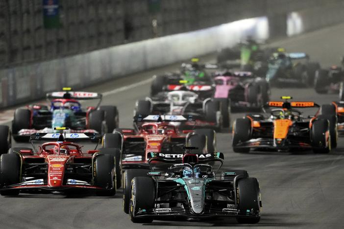 Mercedes driver George Russell, of Britain, leads the field during the F1 Las Vegas Grand Prix auto race, Sunday, Nov. 24, 2024, in Las Vegas.