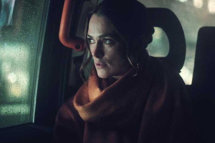 On the new Netflix series <em>Black Doves</em>, Keira Knightley plays the wife of a politician and a mom to cute kids. She's also an undercover spy, secretly feeding a covert intelligence agency information about her husband's job.