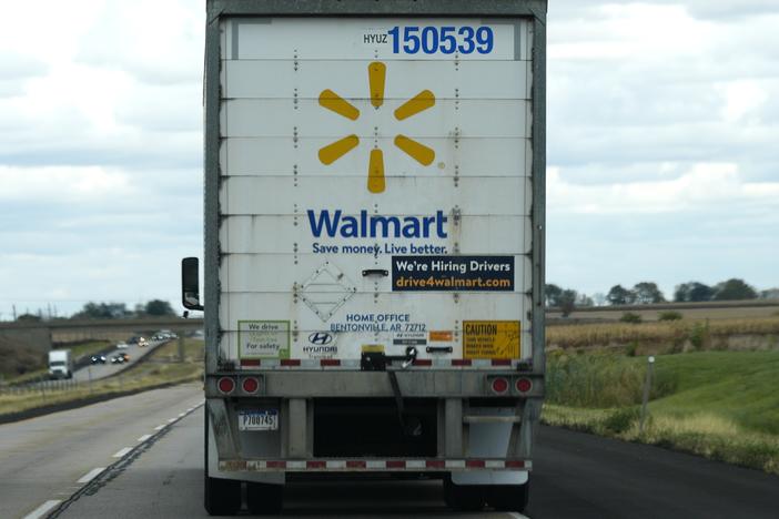 Walmart delivery drivers were pushed to use illegally opened payments accounts, a federal lawsuit alleges.