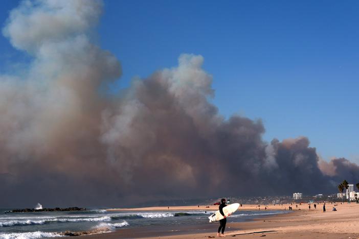 Tuesday, Jan. 7: Smoke from a wildfire is seen from the Venice Beach section of Los Angeles, Calif.