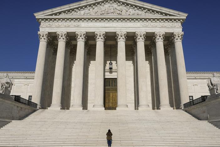 Mexico is arguing at the Supreme Court that U.S. gun manufacturers are aiding and abetting an illegal invasion of guns from the United States into Mexico.