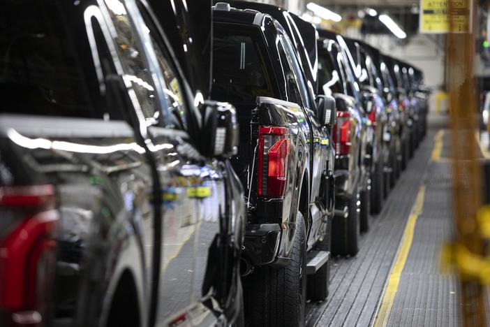 President Trump has given automakers a temporary break from the 25% tariffs he imposed this week on imports from Mexico and Canada.