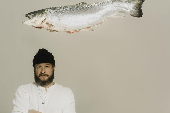 Bon Iver lightens up on his new album, <em>SABLE, fABLE</em>.