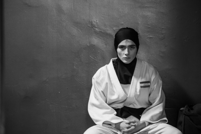 Arienne Mandi plays Iranian judoka Leila Hosseini in the new film <em>Tatami</em>, co-directed by Guy Nattiv and Zar Amir.