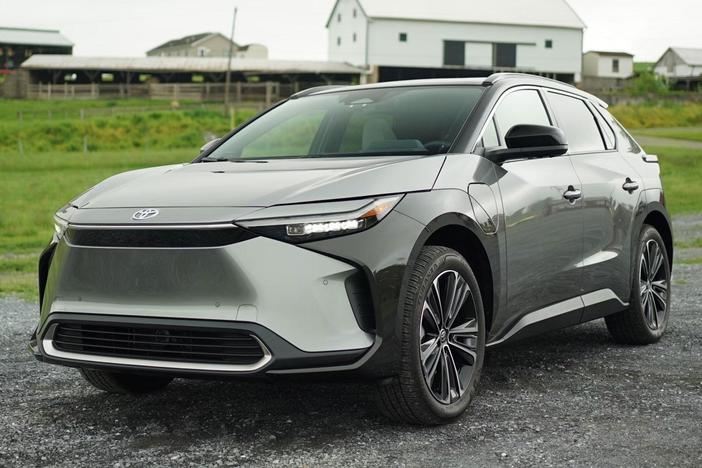 2023 Toyota bZ4X & 2022 Acura RDX: asset-mezzanine-16x9