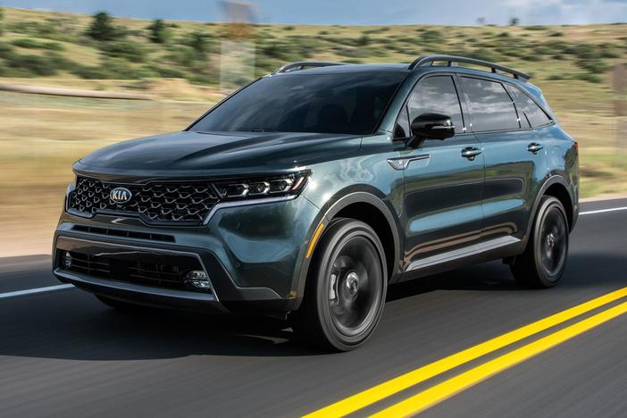 2021 Kia Sorento & 2021 Porsche 911 Turbo: asset-mezzanine-16x9