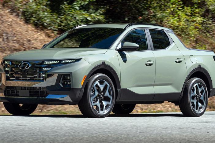 2022 Hyundai Santa Cruz & 2021 Jeep Grand Cherokee L: asset-mezzanine-16x9