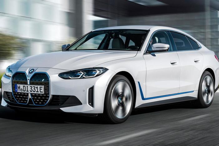 2022 BMW i4 & 2022 Kia EV6: asset-mezzanine-16x9