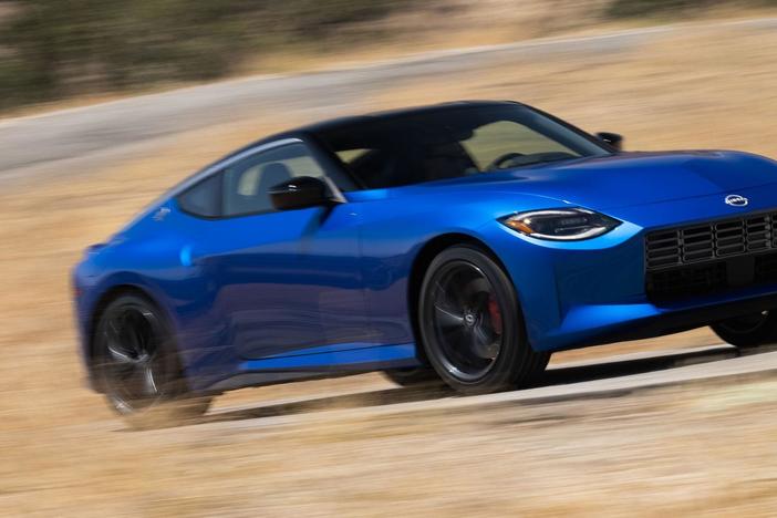 2023 Nissan Z & 2022 Rivian R1T: asset-mezzanine-16x9