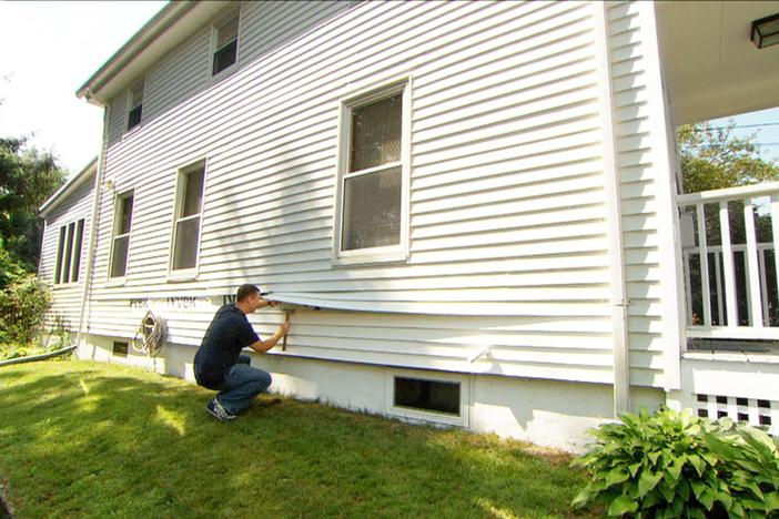 Ask This Old House | Remove Shrubs, Siding: asset-mezzanine-16x9