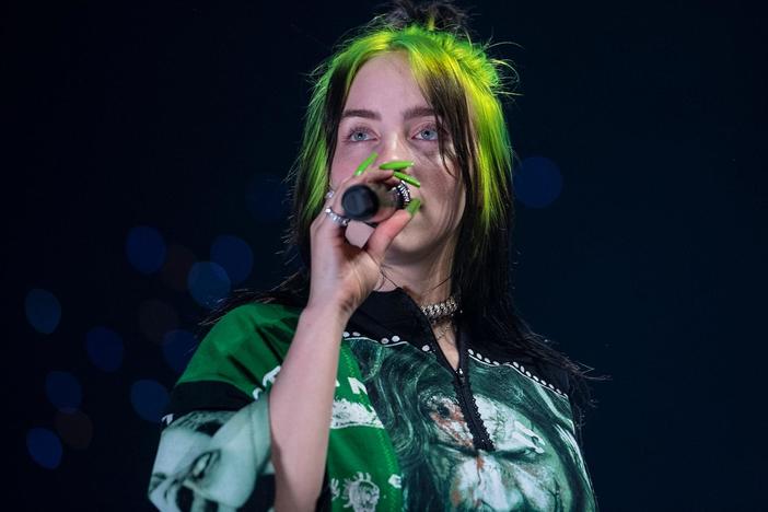 Billie Eilish: asset-mezzanine-16x9