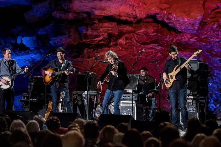Sam Bush Band: asset-mezzanine-16x9