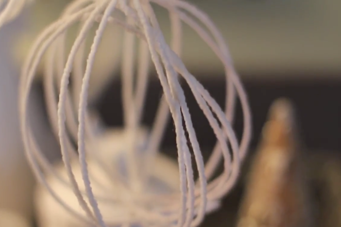 DIY Yarn Snowballs: asset-mezzanine-16x9