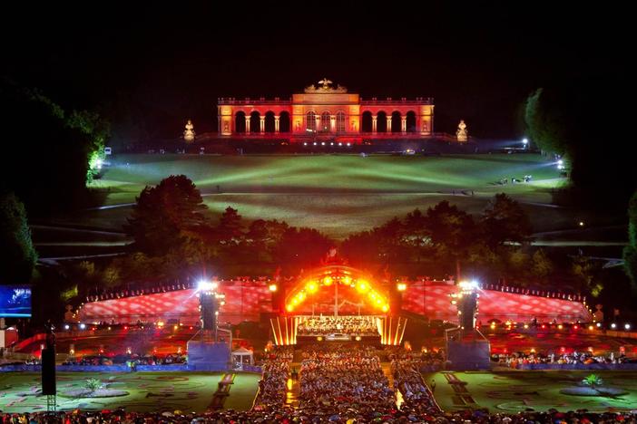 Vienna Philharmonic Summer Night Concert 2014: asset-mezzanine-16x9