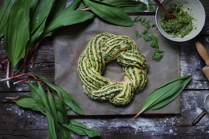 Pesto Babka: asset-mezzanine-16x9