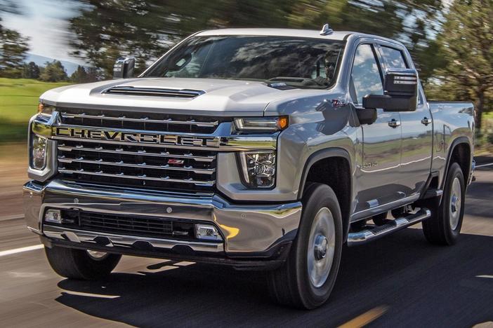 2020 Chevrolet Silverado 2500 & 2020 Toyota Corolla: asset-mezzanine-16x9