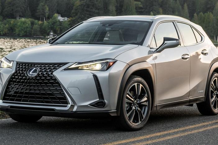 2019 Lexus UX & 2019 Acura NSX: asset-mezzanine-16x9
