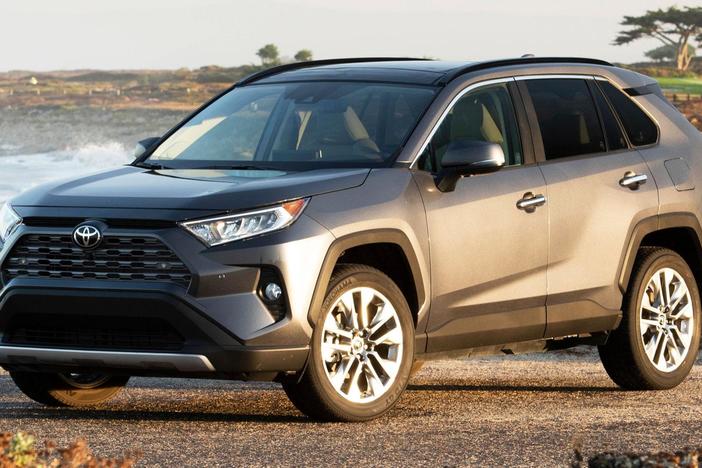 2019 Toyota RAV4 & Porsche 911 GT3 RS: asset-mezzanine-16x9