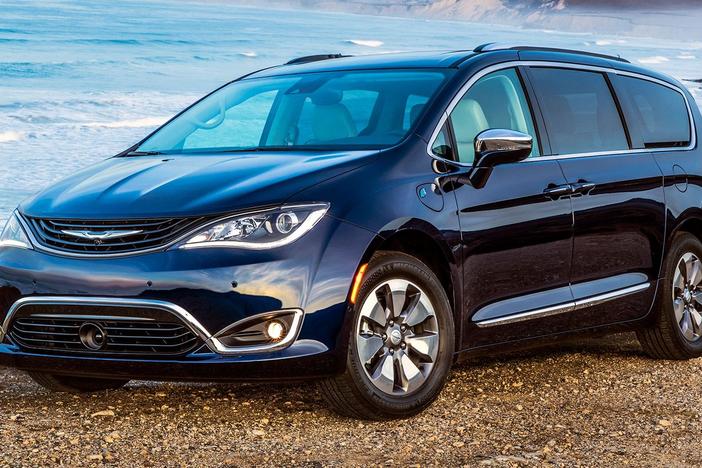 2018 Chrysler Pacifica Hybrid & 2019 Chevrolet Silverado: asset-mezzanine-16x9