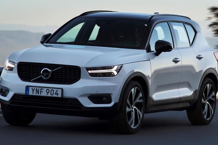 2019 Volvo XC40 & 2018 Ford Mustang GT: asset-mezzanine-16x9