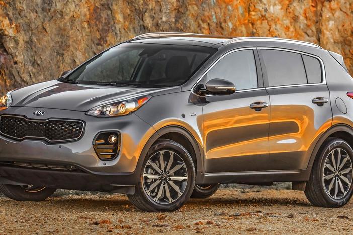 2017 Kia Sportage & 2016 Lamborghini Huracan Spyder: asset-mezzanine-16x9
