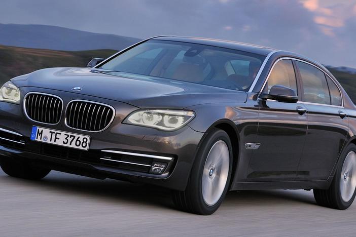 2015 BMW 740Ld & 2015 Chervolet Corvette Z06: asset-mezzanine-16x9