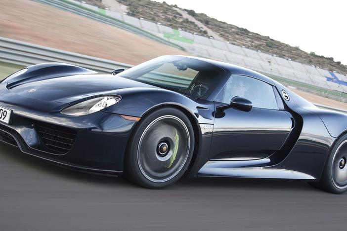 2015 Porche 918 Spyder & 2016 Acura ILX: asset-mezzanine-16x9