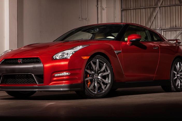 2015 Nissan GT-R & 2015 Mid-Size Sedan Challenge: asset-mezzanine-16x9