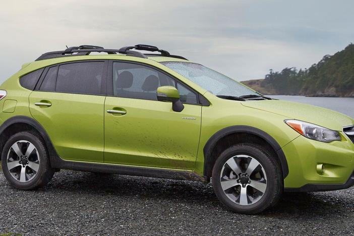 2014 Subaru XV Crosstrek Hybrid & 2015 Lamborghini Huracán L: asset-mezzanine-16x9