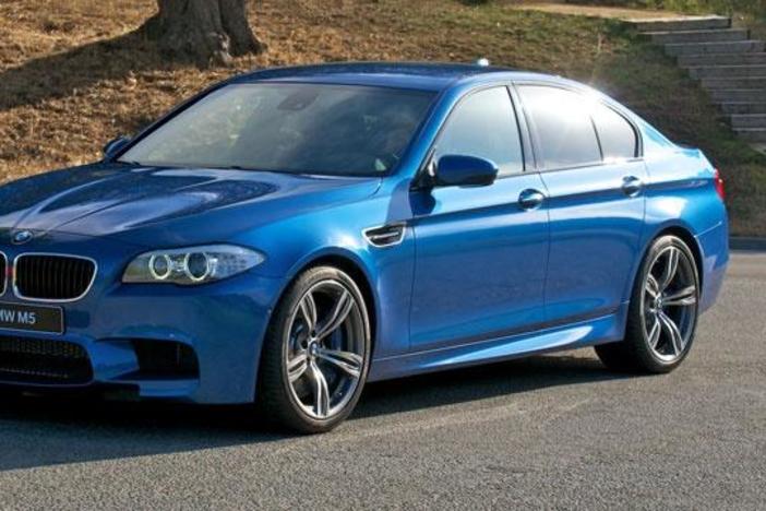2013 BMW M5 & 2013 Tesla Model S: asset-mezzanine-16x9