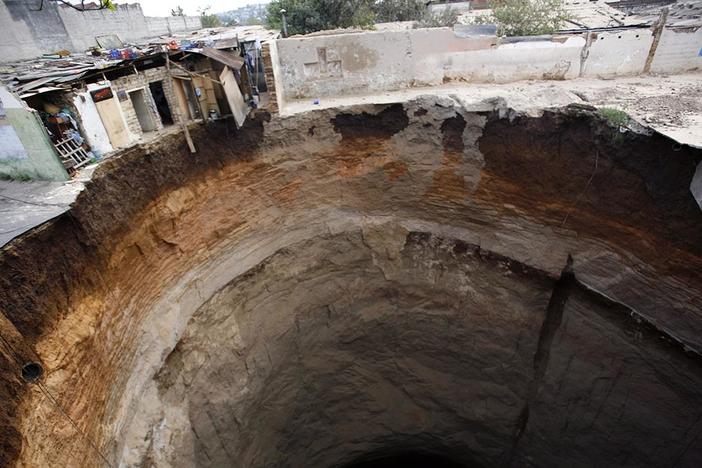 Sinkholes—Buried Alive: asset-mezzanine-16x9