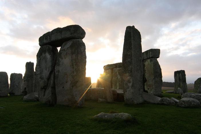 Secrets of Stonehenge: asset-mezzanine-16x9