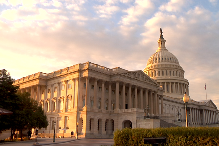 September 29, 2019 - PBS NewsHour Weekend full episode: asset-mezzanine-16x9
