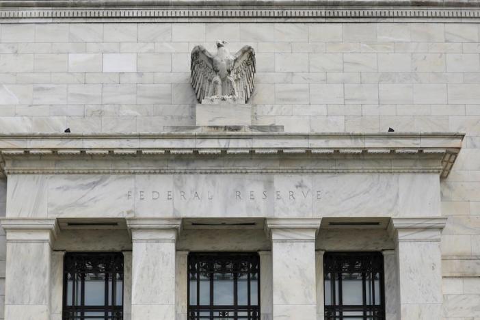July 31, 2019 - PBS NewsHour full episode: asset-mezzanine-16x9