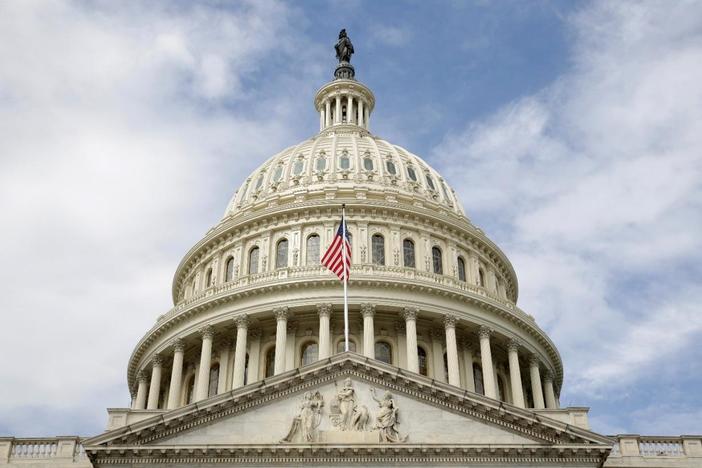 May 23, 2019 - PBS NewsHour full episode: asset-mezzanine-16x9