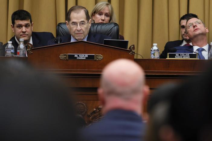 February 8, 2019 - PBS NewsHour full episode: asset-mezzanine-16x9